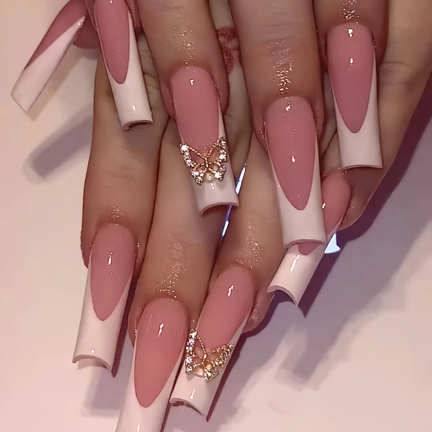 White Press-On Nails with Butterfly Design, Short Square Reusable Glue-On Nails for Women Girls 01