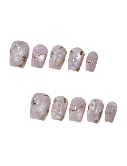 Lavender Cat Eye Press-On Nails – Floral Purple Short Squoval Nails | Gold Line Detail Elegant Reusable Nail Set 268