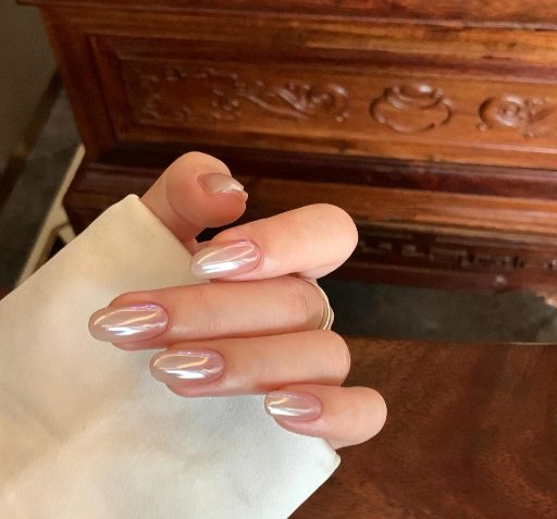 Nude Cat Eye Press-On Nails – Aurora Glazed Oval Nude Nails | Minimalist Reusable Nail Set 262