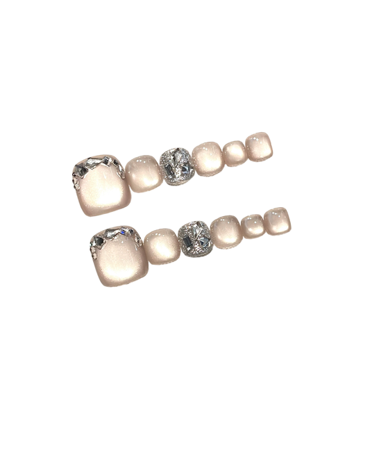 Elegant Nude Cat Eye Press On Nails – Short Square Nails with Rhinestone Accents & Reusable Full Cover for Everyday and Special Occasions 193