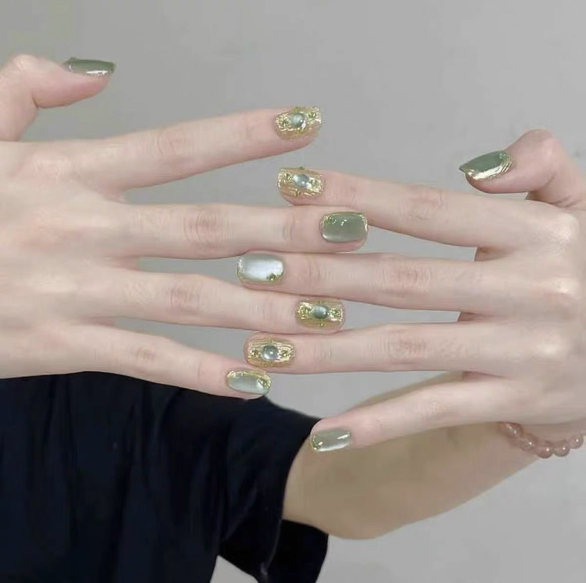 Olive Green Cat Eye Press-On Nails – Emerald Gold Short Square Nails | Crystal Detail Reusable Nail Set 264