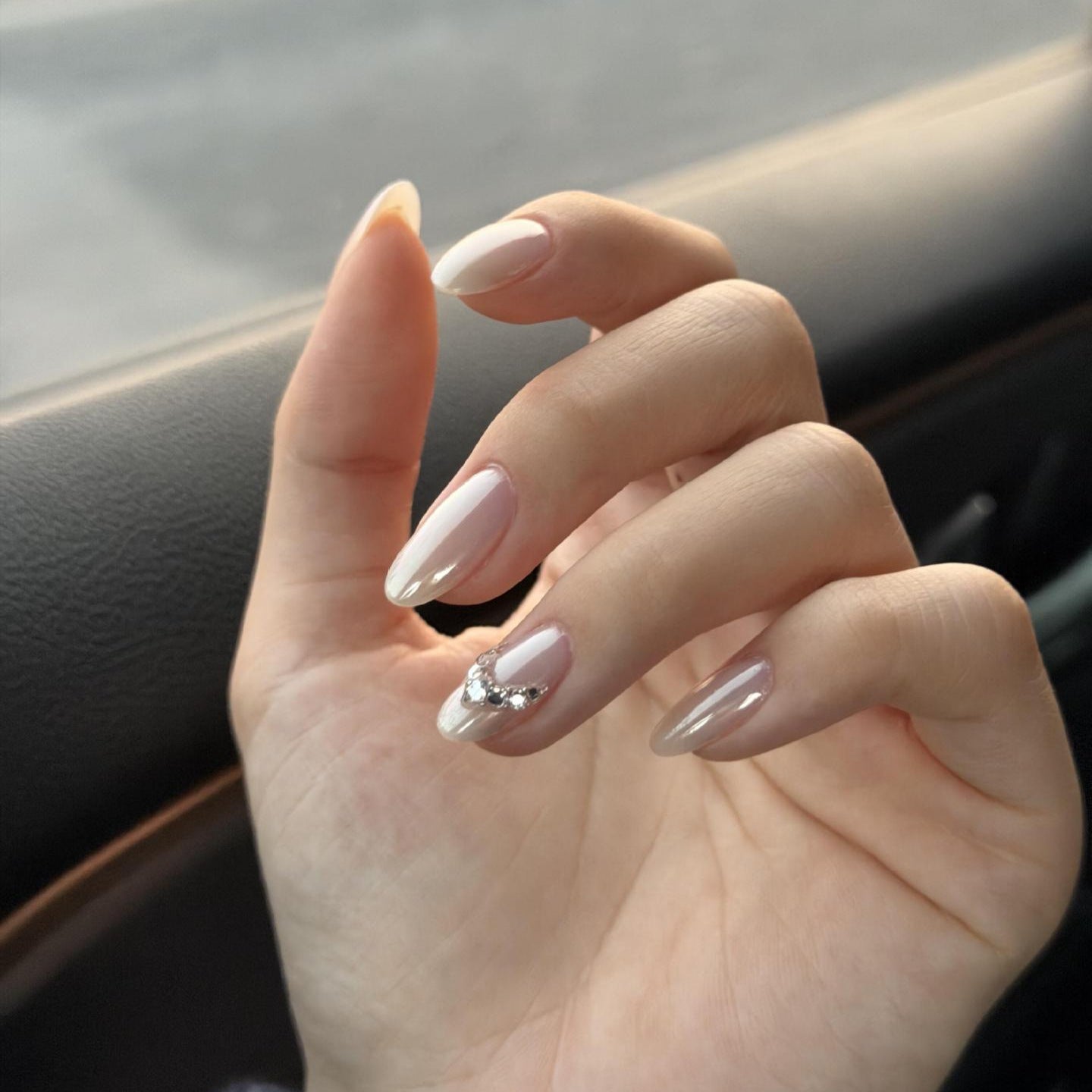 Nude Pearl Bridal Press On Nails Almond – Satin Gloss Swarovski Crystal Full Cover Set 185