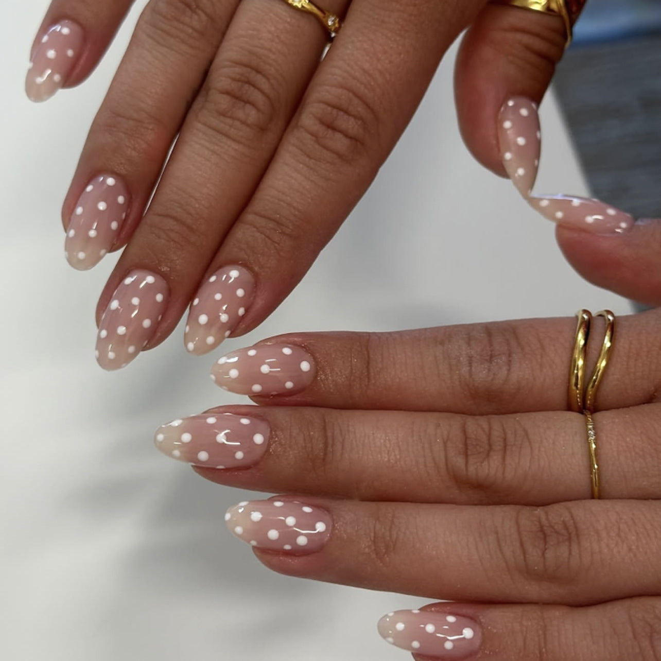 Press On Nails Nude Pink Polka Dot French Tip Minimalist Cute Nails Short Oval Glossy Fake Nails Natural Clean Girl Aesthetic Nails Reusable Full Cover Nails for Women Everyday Office 82