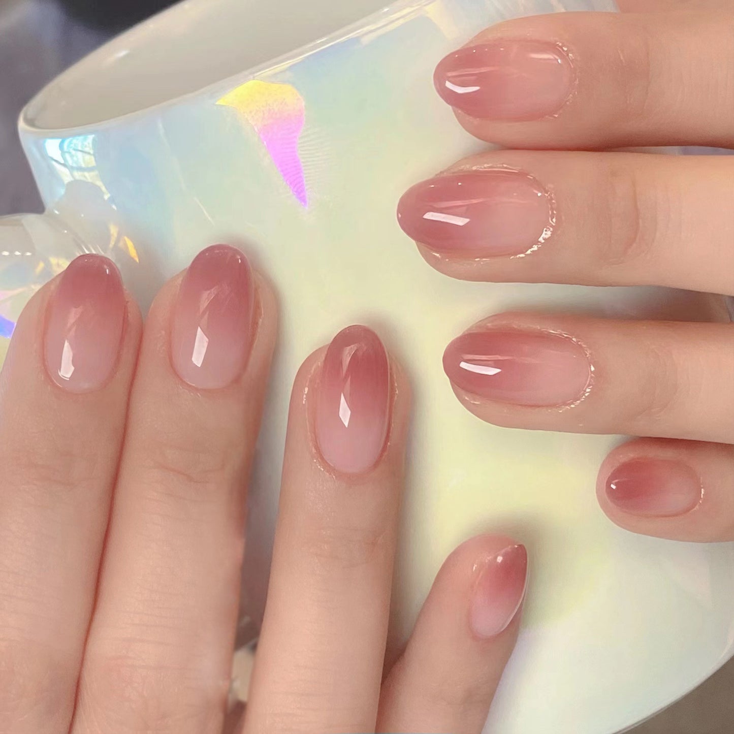 Nude Brown Gradient Press On Nails Glossy Natural Ombre Oval Shape Full Cover Fake Nails Reusable Minimal Elegant Everyday Nails Kit 123