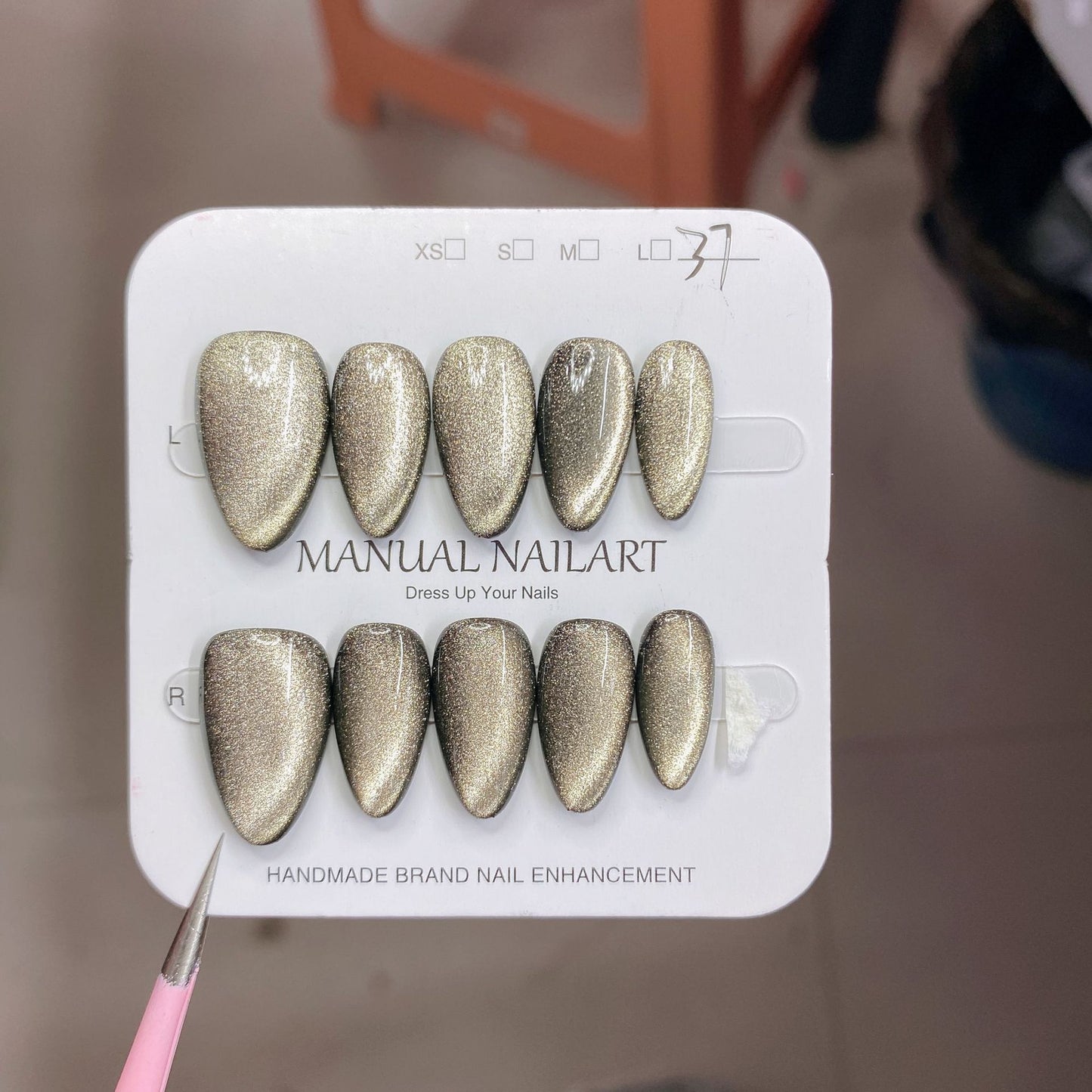 Peach Pink Aurora Cat Eye Press On Nails – Almond Shape, Reusable Full Cover for Minimalist Luxury & Everyday Wear 194
